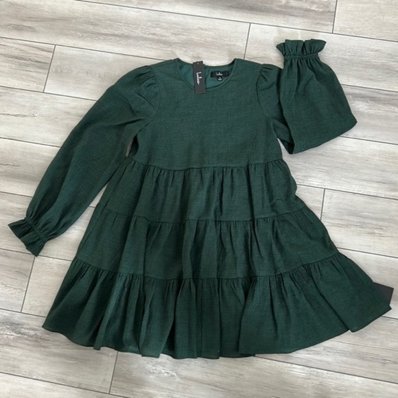 Lulu’s size small green holiday dress mini - Picture 2 of 12